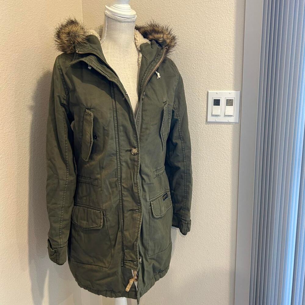 Abercrombie & Fitch green jacket. Size small